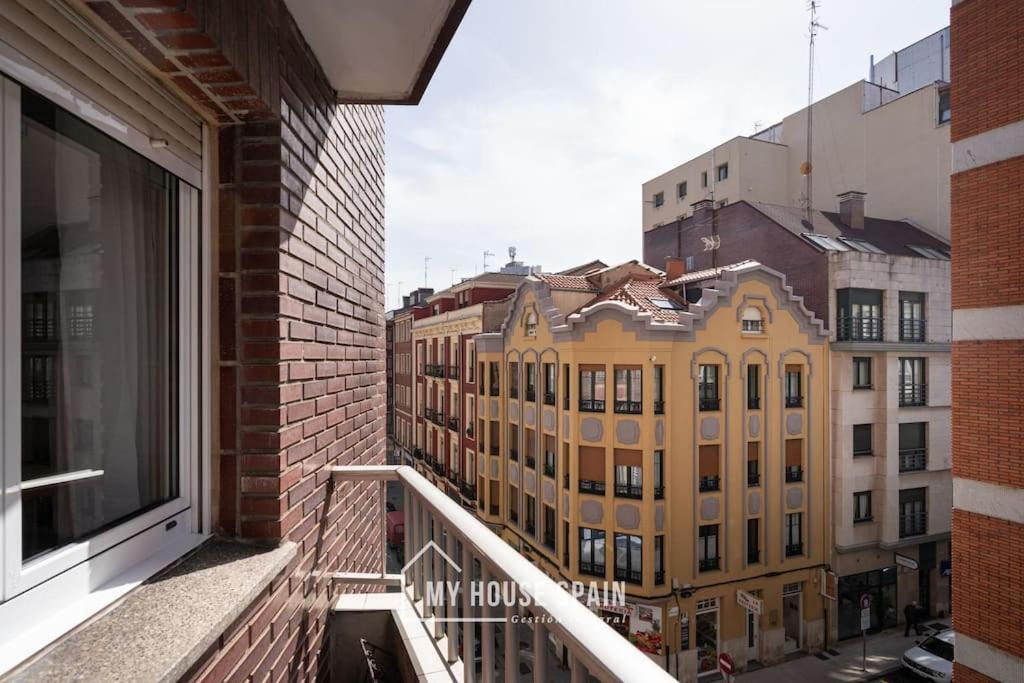 Myhousespain - Piso Centrico Junto A La Playa Gijon Exterior photo